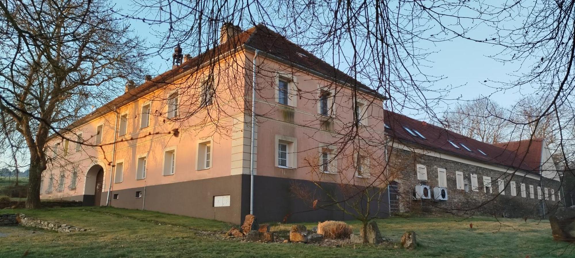 Apartamento Statek Kloubek Chabičovice Exterior foto